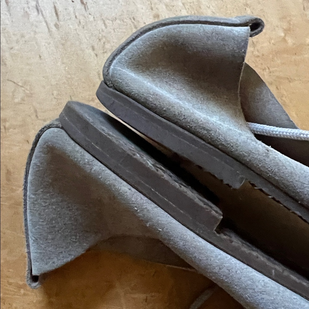 Zuzii Women’s Size 10 Leather Lace Up Shoes Gray Taupe - Picture 5 of 6